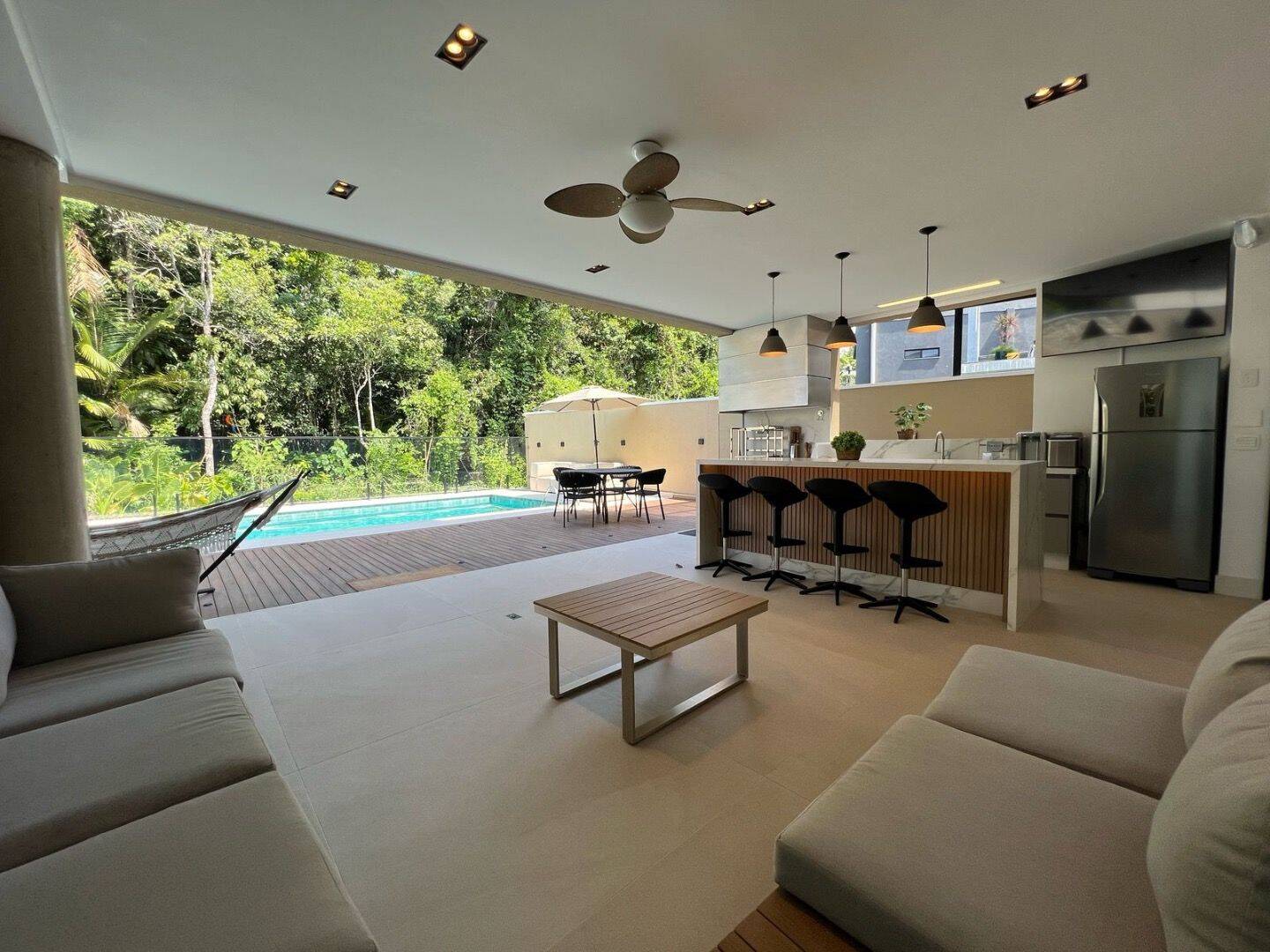 Casa, 5 quartos, 395 m² - Foto 4