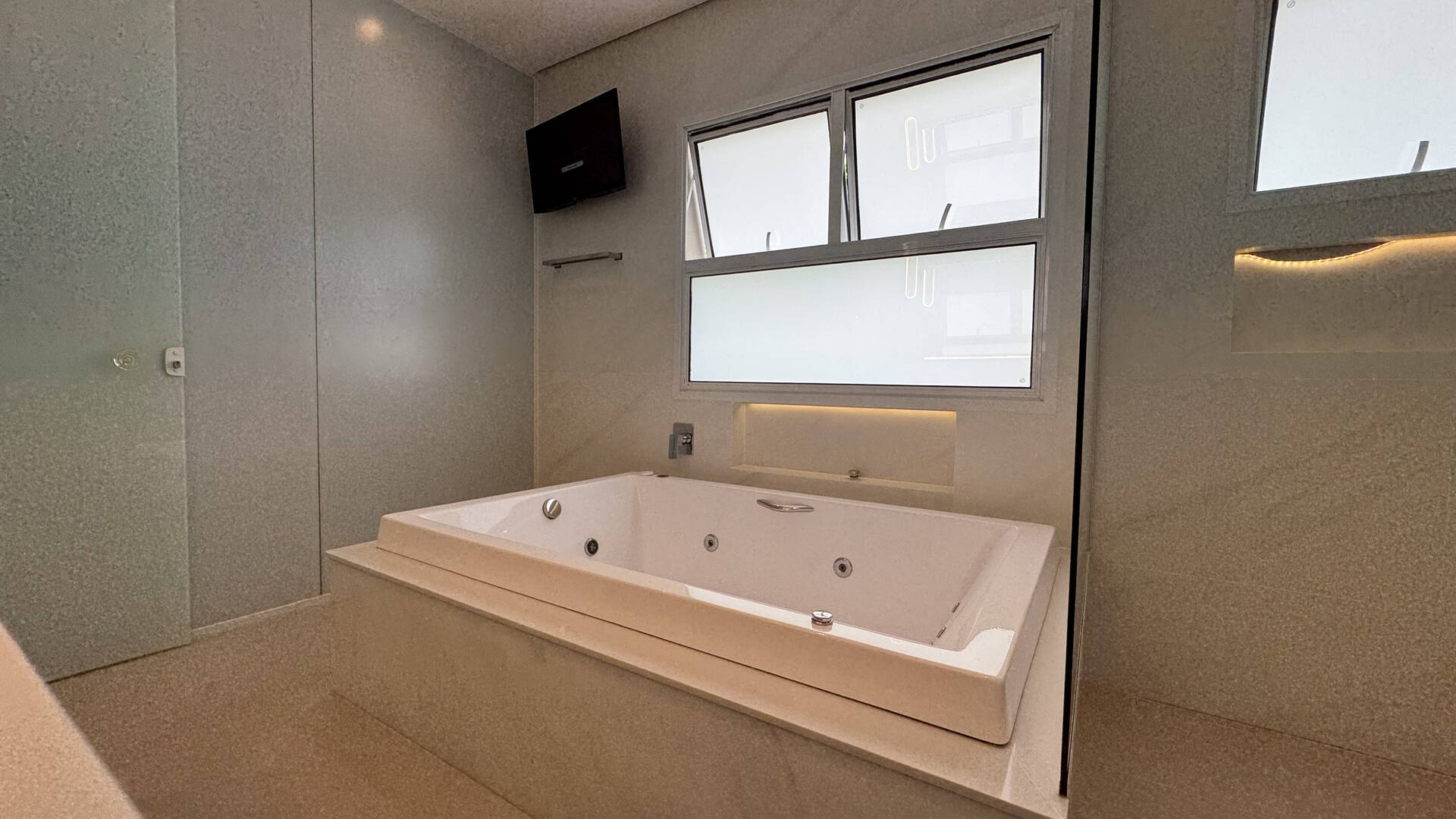 Casa, 5 quartos, 336 m² - Foto 46