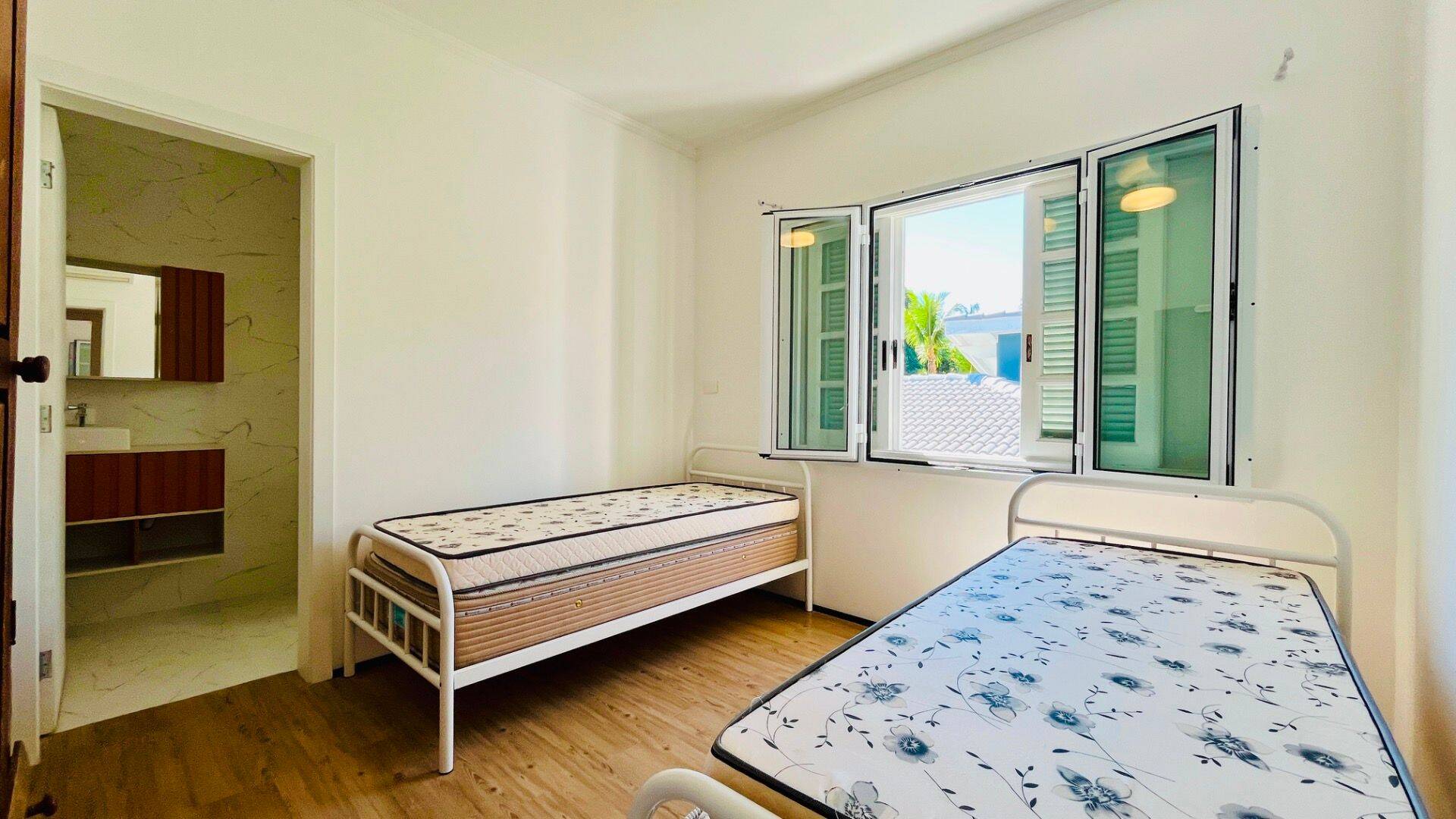 Casa, 4 quartos, 250 m² - Foto 14