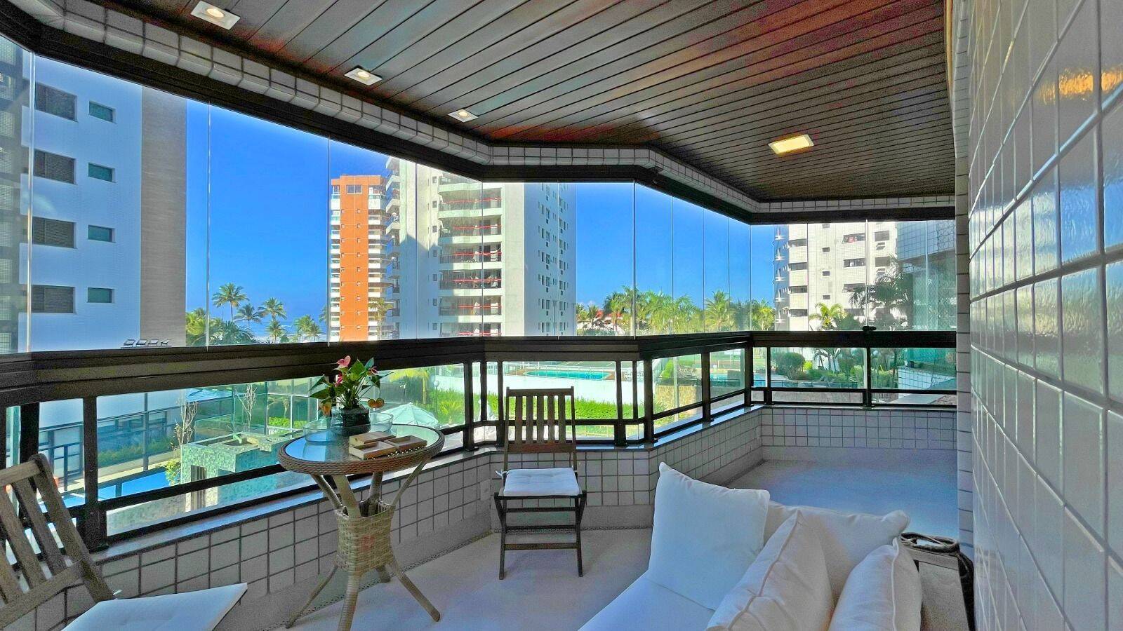 Apartamento com 3 dormitórios à venda, 106 m² por R$ 3.500.000,00 - Riviera