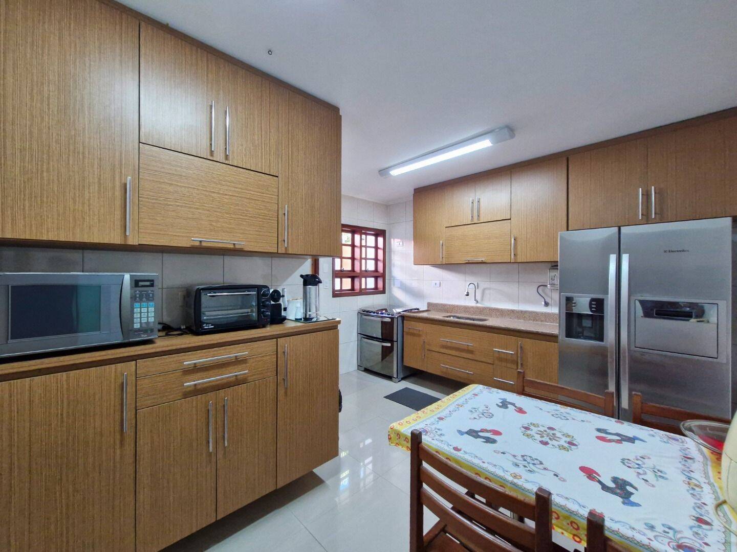 Casa, 8 quartos, 390 m² - Foto 4