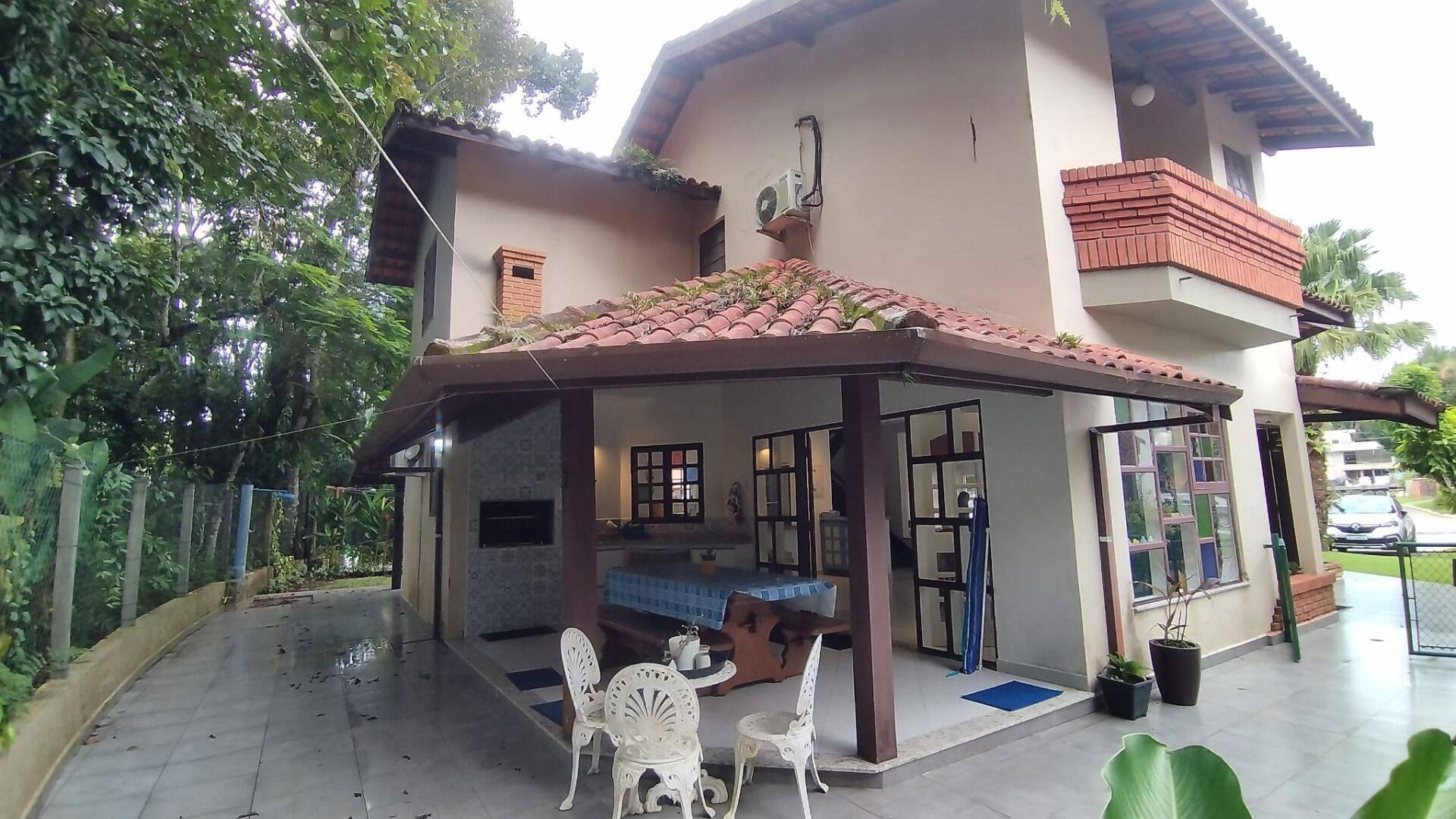 Casa, 5 quartos, 208 m² - Foto 2