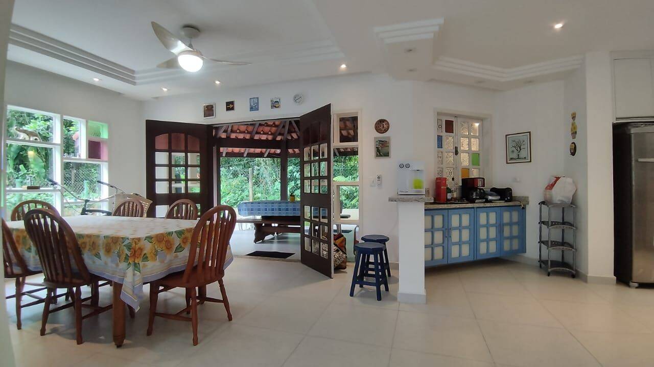 Casa, 5 quartos, 208 m² - Foto 3