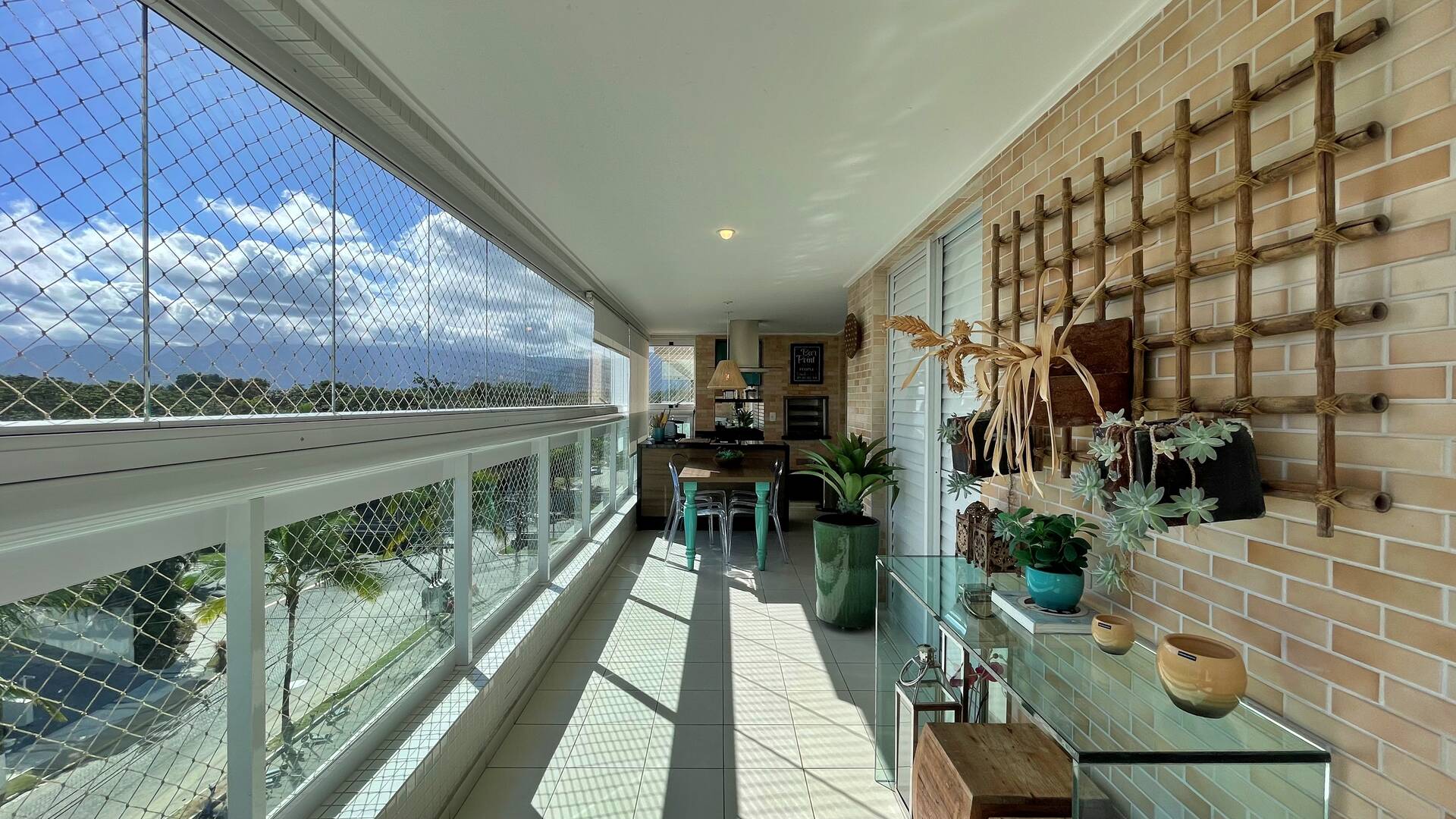 Apartamento com 3 dormitórios à venda, 95 m² por R$ 3.000.000,00 - Riviera