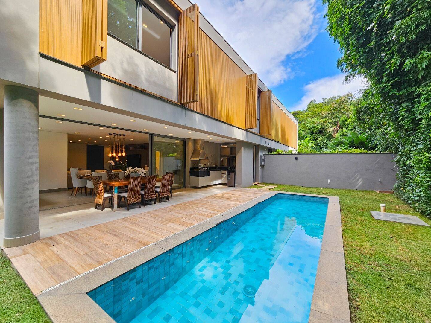 Casa, 4 quartos, 493 m² - Foto 1