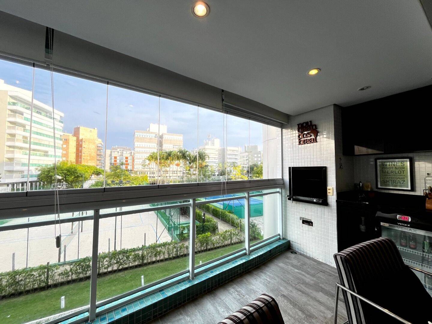 Apartamento, 3 quartos, 132 m² - Foto 2