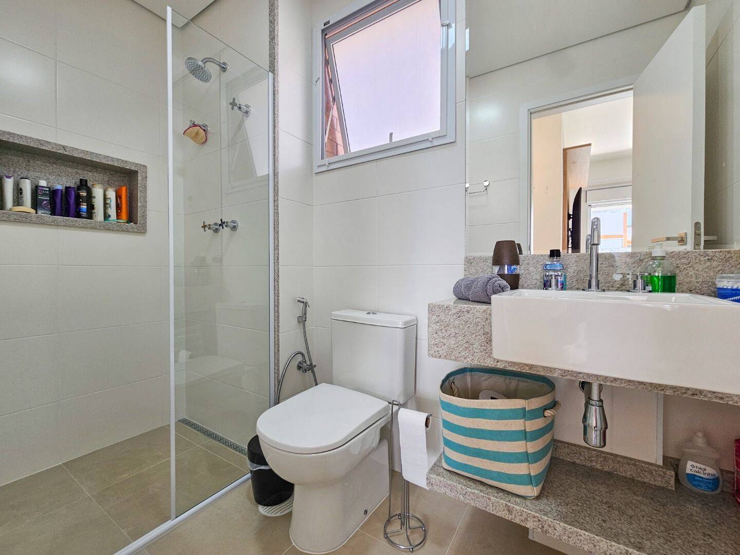 Cobertura, 4 quartos, 258 m² - Foto 21