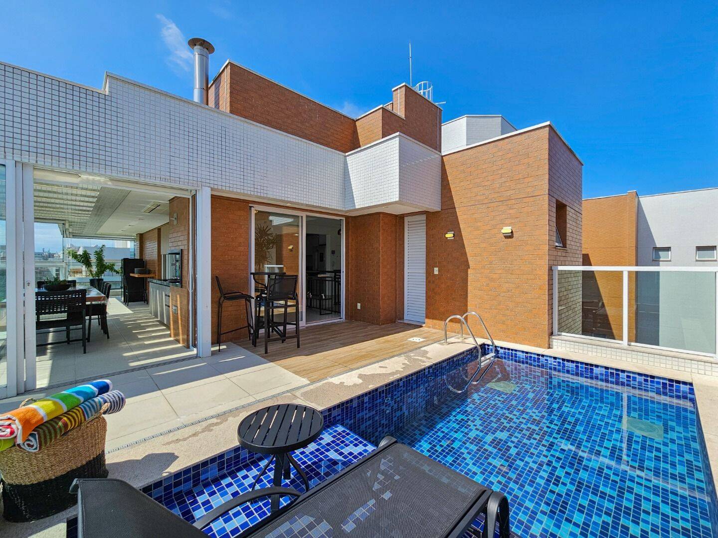 Cobertura, 4 quartos, 258 m² - Foto 1