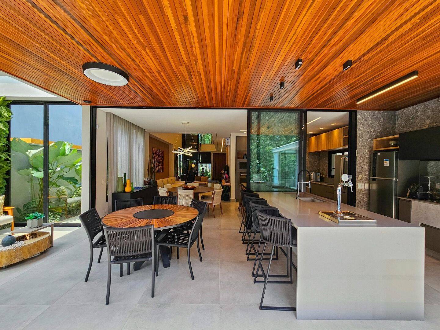 Casa, 5 quartos, 330 m² - Foto 8