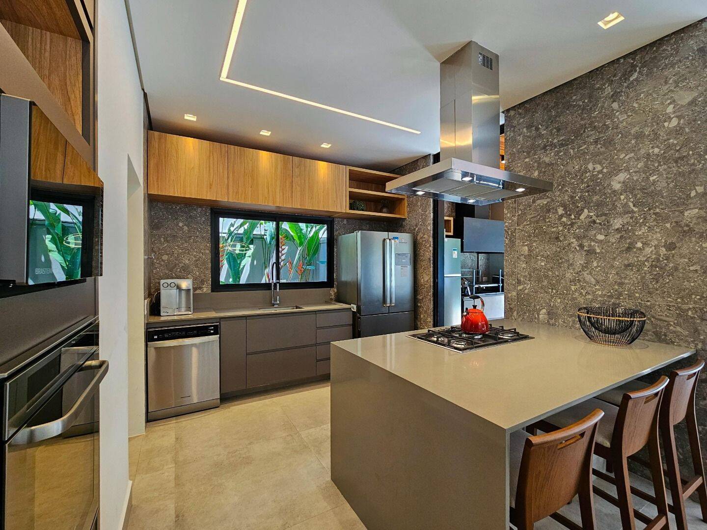 Casa, 5 quartos, 330 m² - Foto 29
