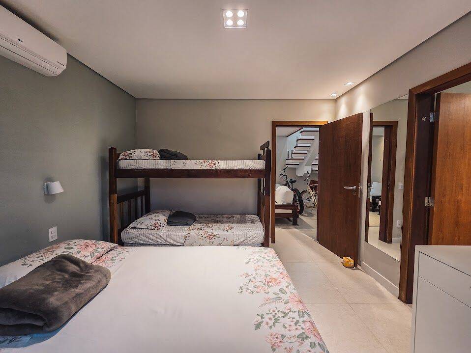 Casa, 4 quartos, 308 m² - Foto 28