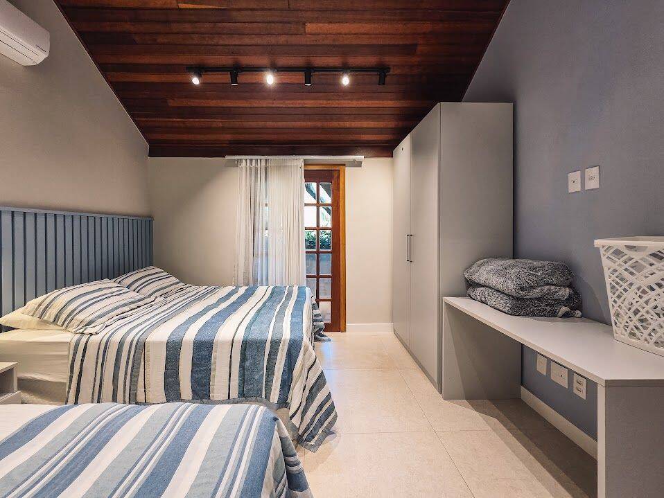 Casa, 4 quartos, 308 m² - Foto 38