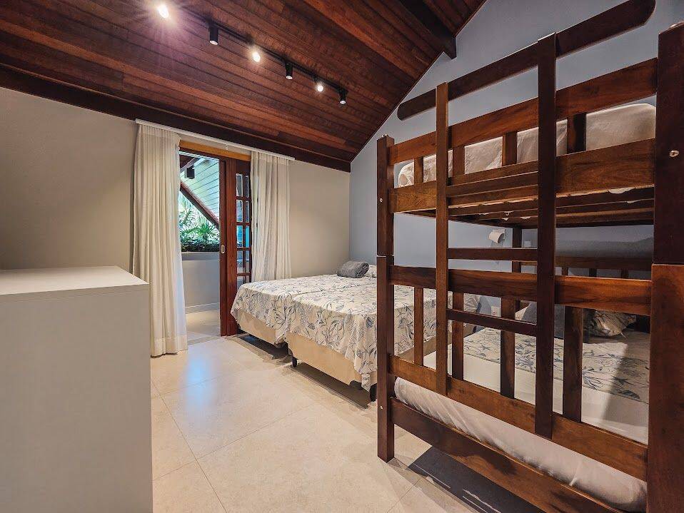 Casa, 4 quartos, 308 m² - Foto 42