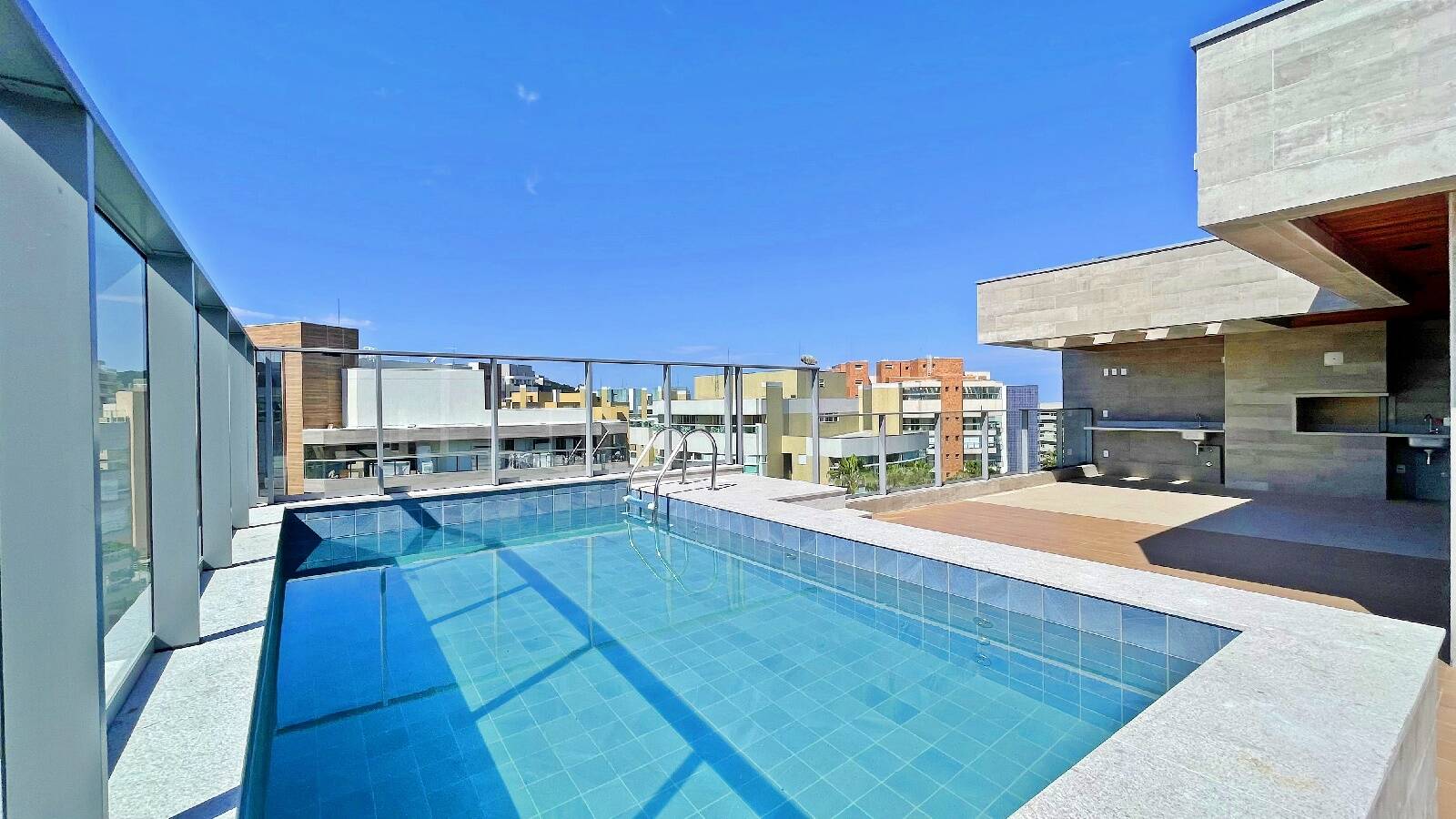 Cobertura, 4 quartos, 255 m² - Foto 1