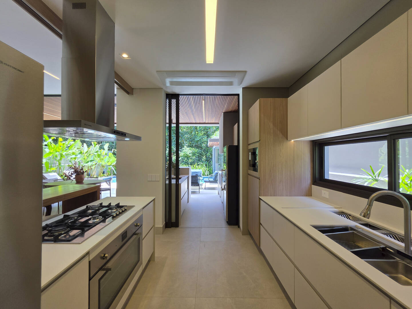 Casa, 5 quartos, 357 m² - Foto 10