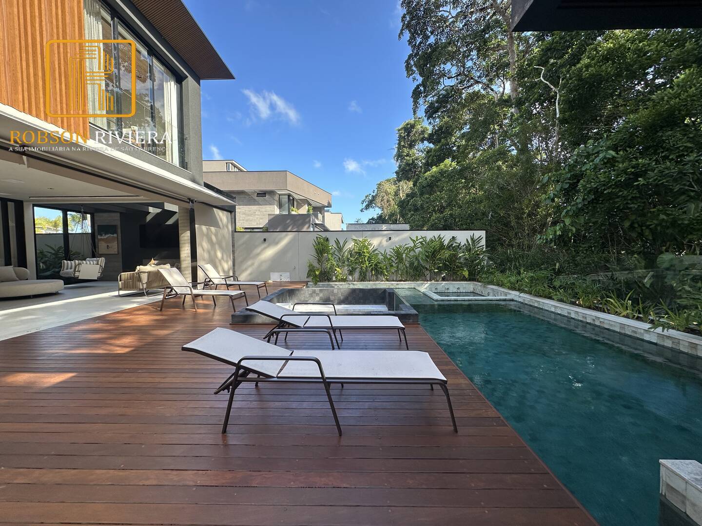 Casa, 6 quartos, 559 m² - Foto 1